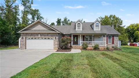 504 Evergreen Trail