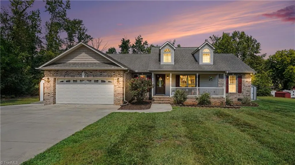 504 Evergreen Trail Thomasville, NC 27360