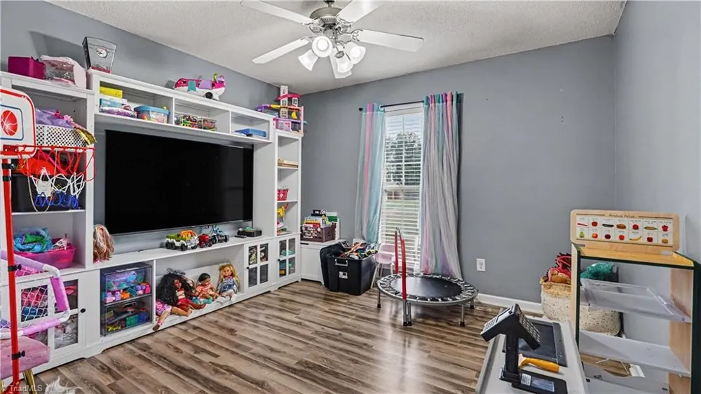 504 Evergreen Trail Thomasville, NC 27360