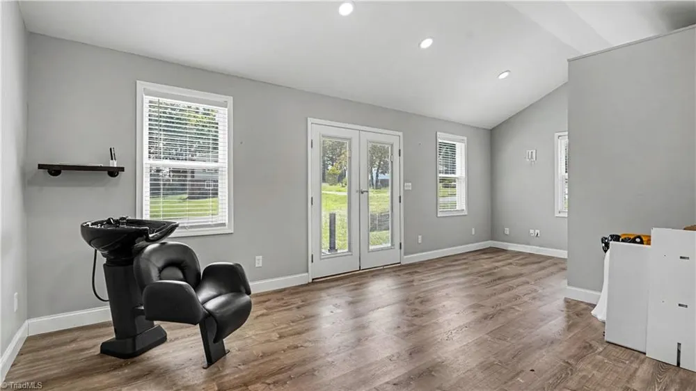 504 Evergreen Trail Thomasville, NC 27360