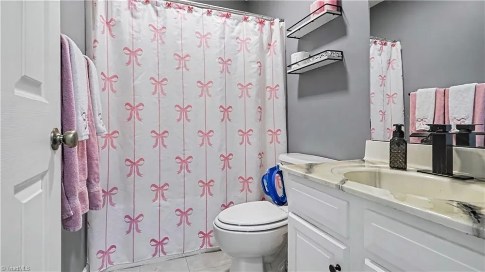 504 Evergreen Trail Thomasville, NC 27360