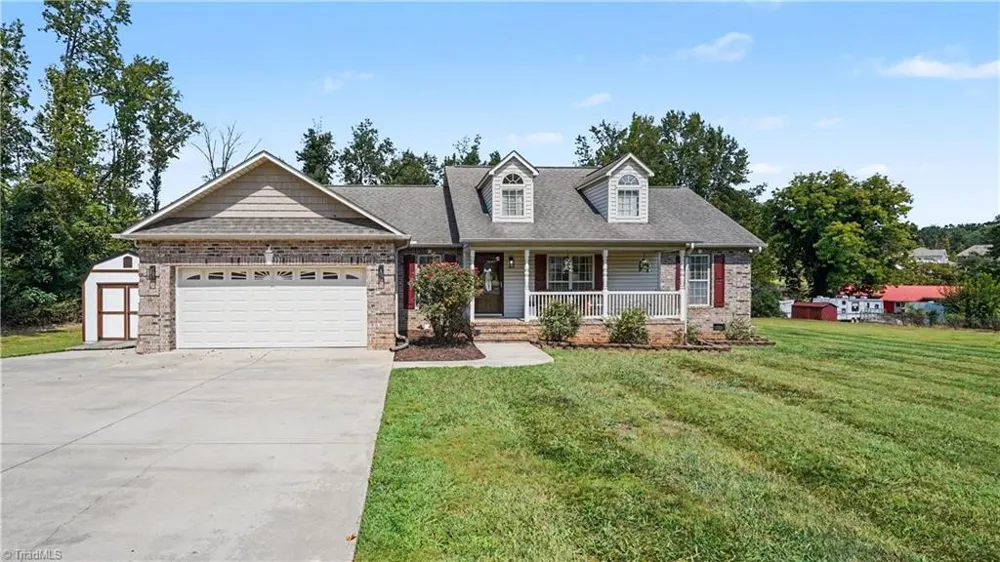 504 Evergreen Trail Thomasville, NC 27360