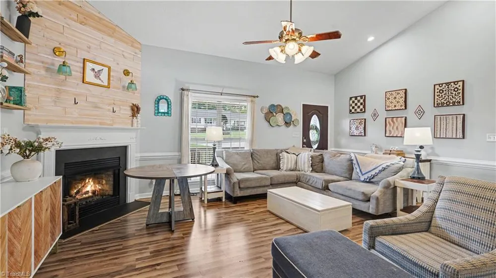 504 Evergreen Trail Thomasville, NC 27360