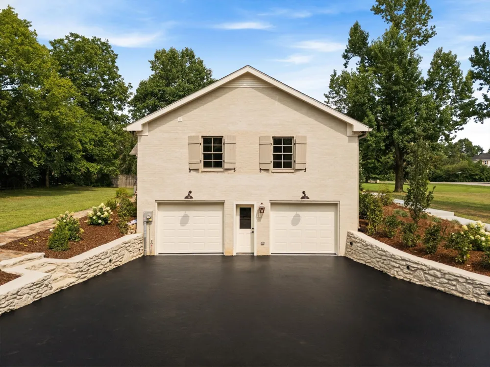 1214 Hunters Trail Dr Franklin, TN 37069