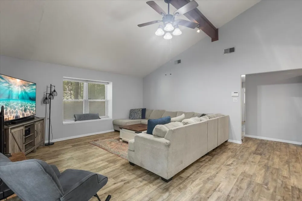 300 Synterra Lindale, TX 75771