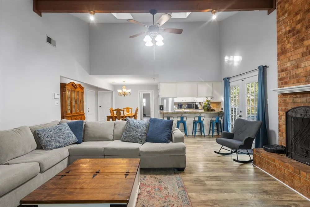 300 Synterra Lindale, TX 75771