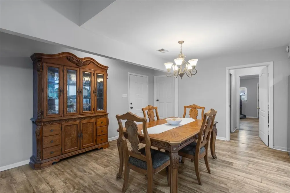 300 Synterra Lindale, TX 75771