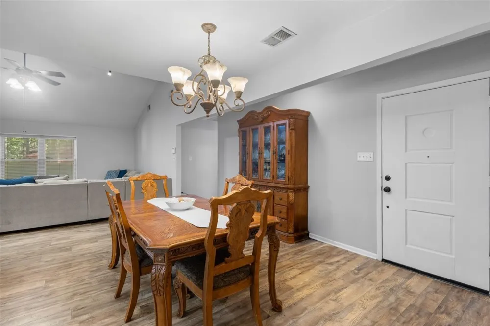 300 Synterra Lindale, TX 75771