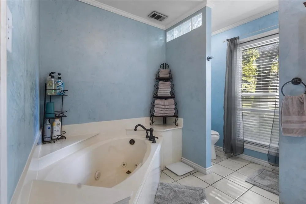 300 Synterra Lindale, TX 75771
