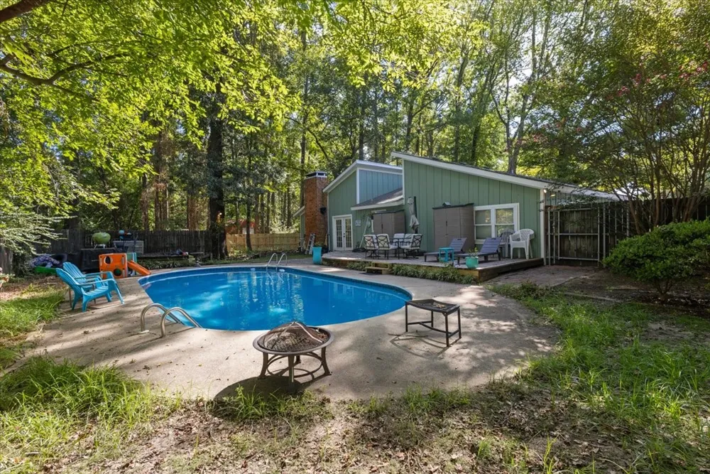 300 Synterra Lindale, TX 75771