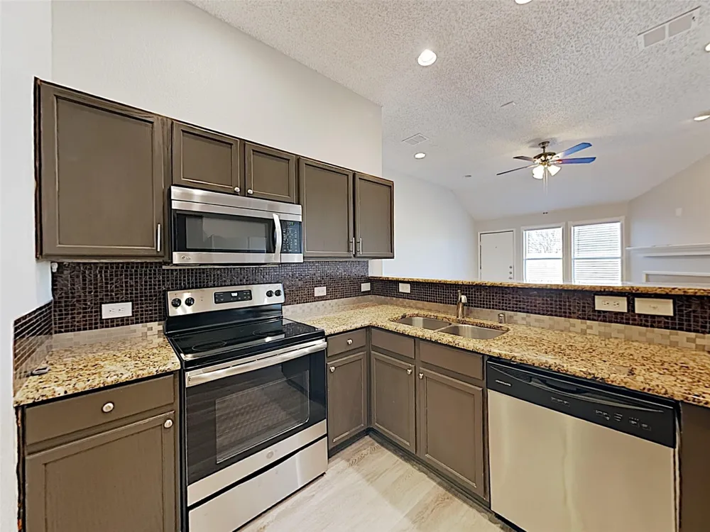 2001 Fairview Drive Forney, TX 75126