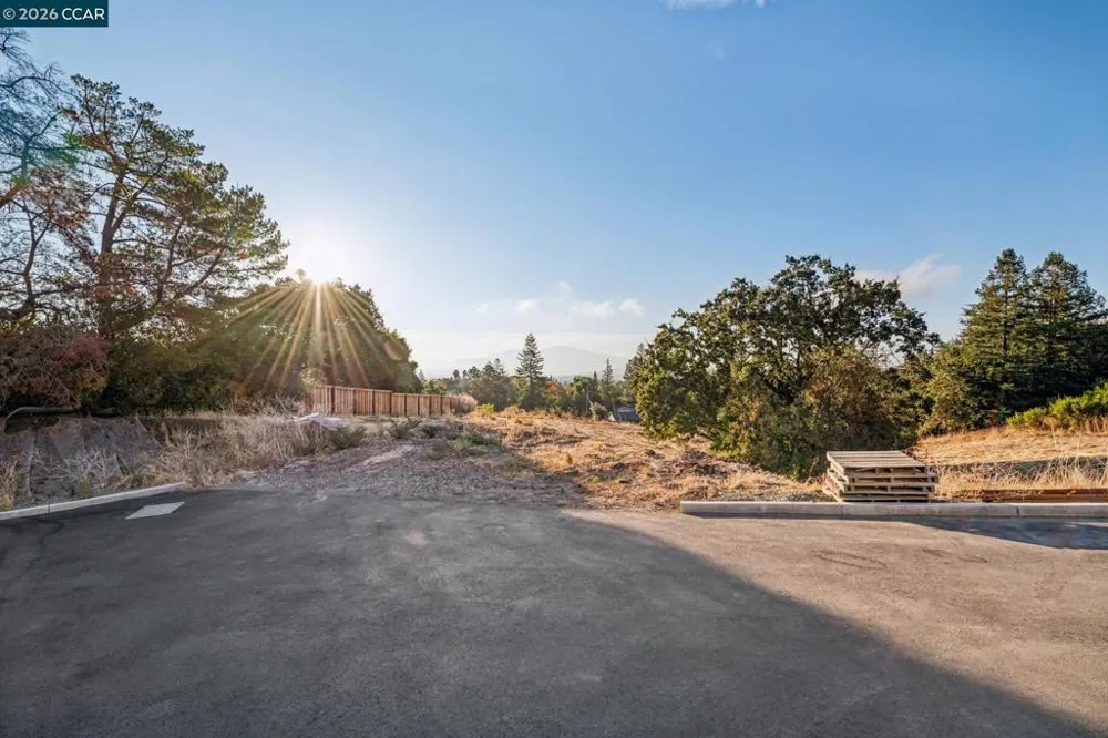 1800 Del Rey St Lafayette, CA 94549