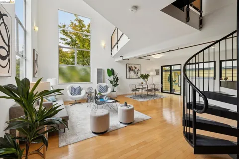 3113 Shattuck Ave #5