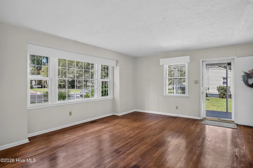 300 Decatur Road Jacksonville, NC 28540