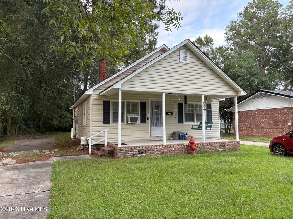 217 & 219 E Lewis Street Whiteville, NC 28472