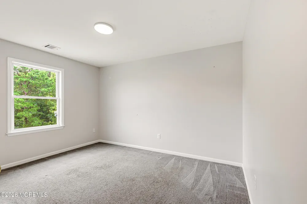 17 Stamford Hill Road Lakewood, NJ 08701