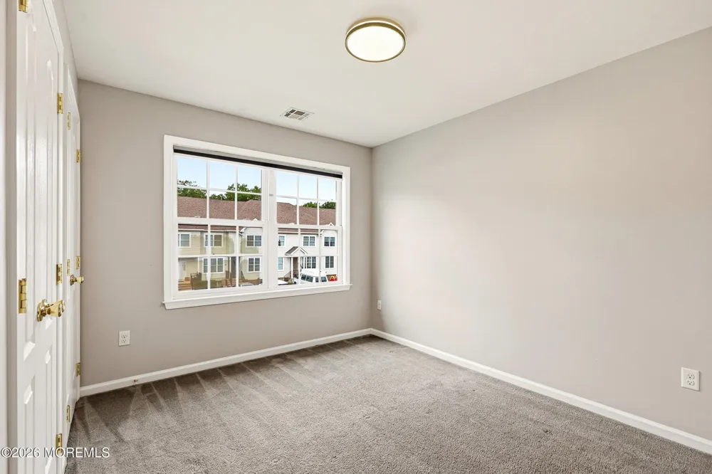 17 Stamford Hill Road Lakewood, NJ 08701