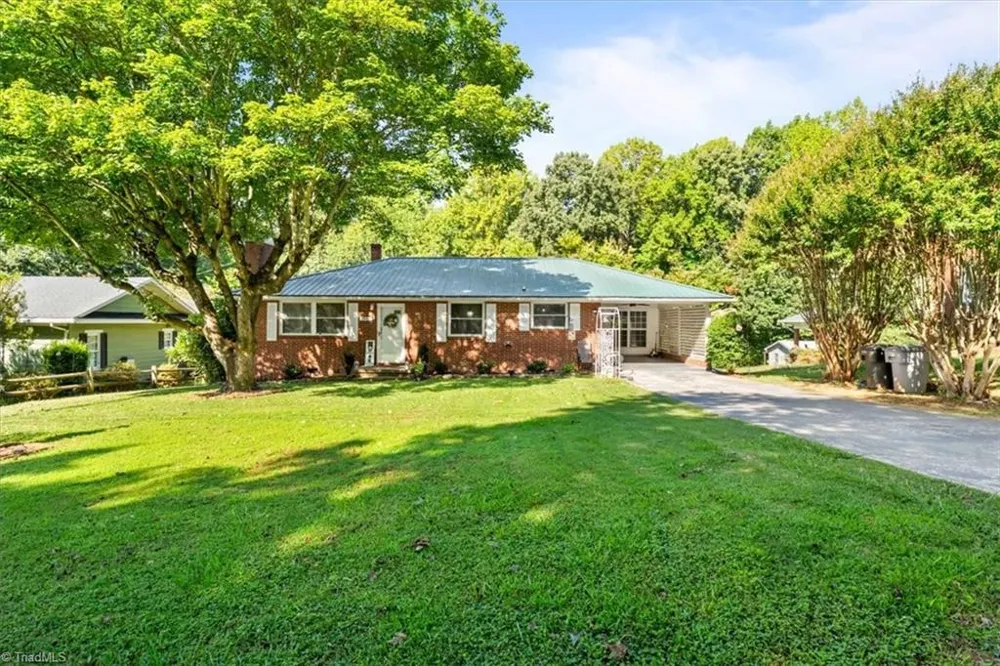 1539 shady Drive Asheboro, NC 27203