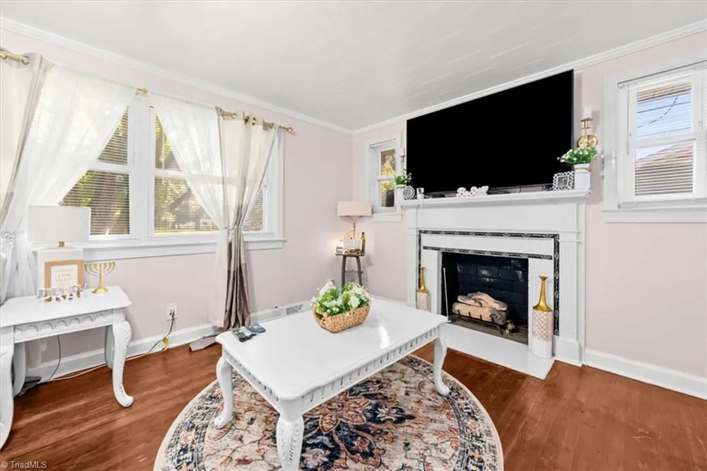 1539 shady Drive Asheboro, NC 27203