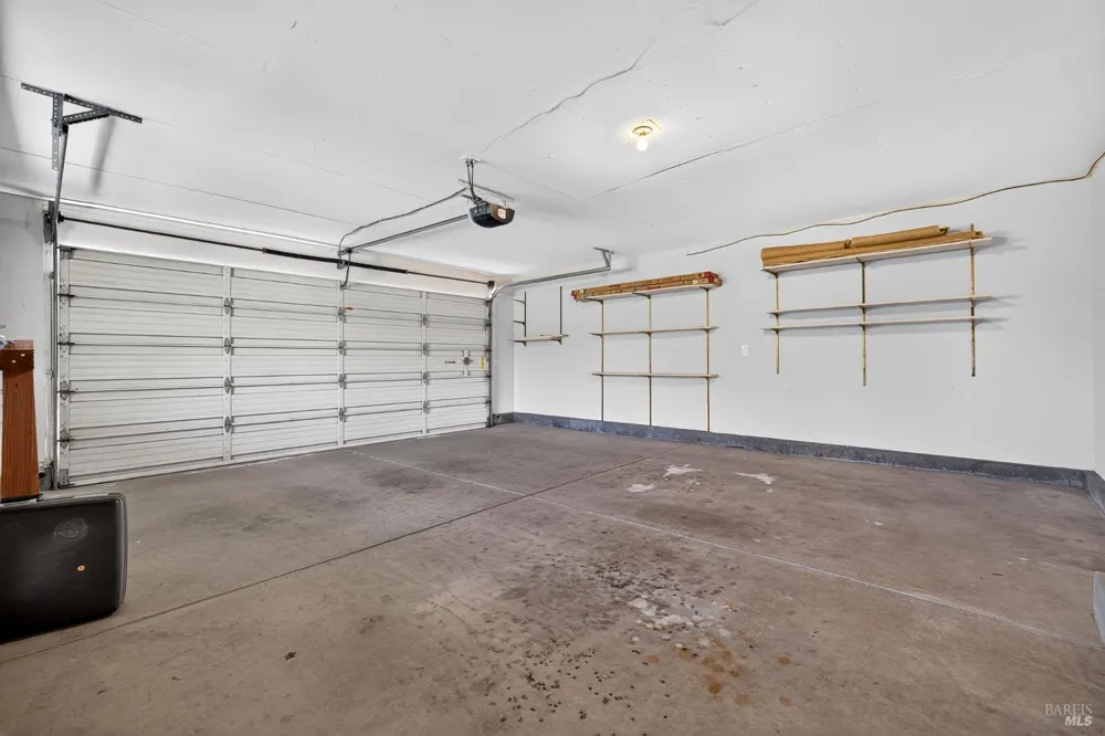 8940 Oakmont Drive Santa Rosa, CA 95409