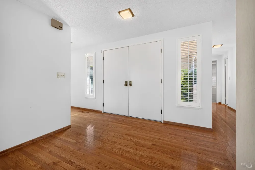 8940 Oakmont Drive Santa Rosa, CA 95409