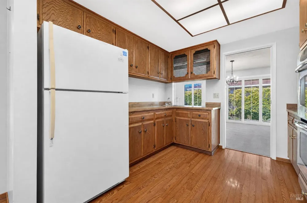 8940 Oakmont Drive Santa Rosa, CA 95409