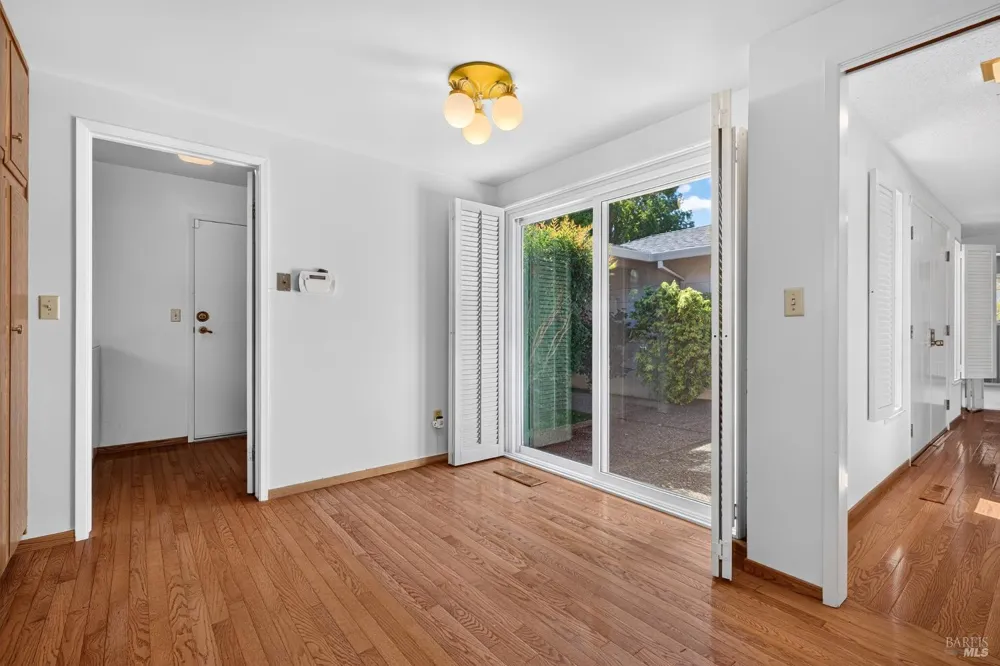 8940 Oakmont Drive Santa Rosa, CA 95409