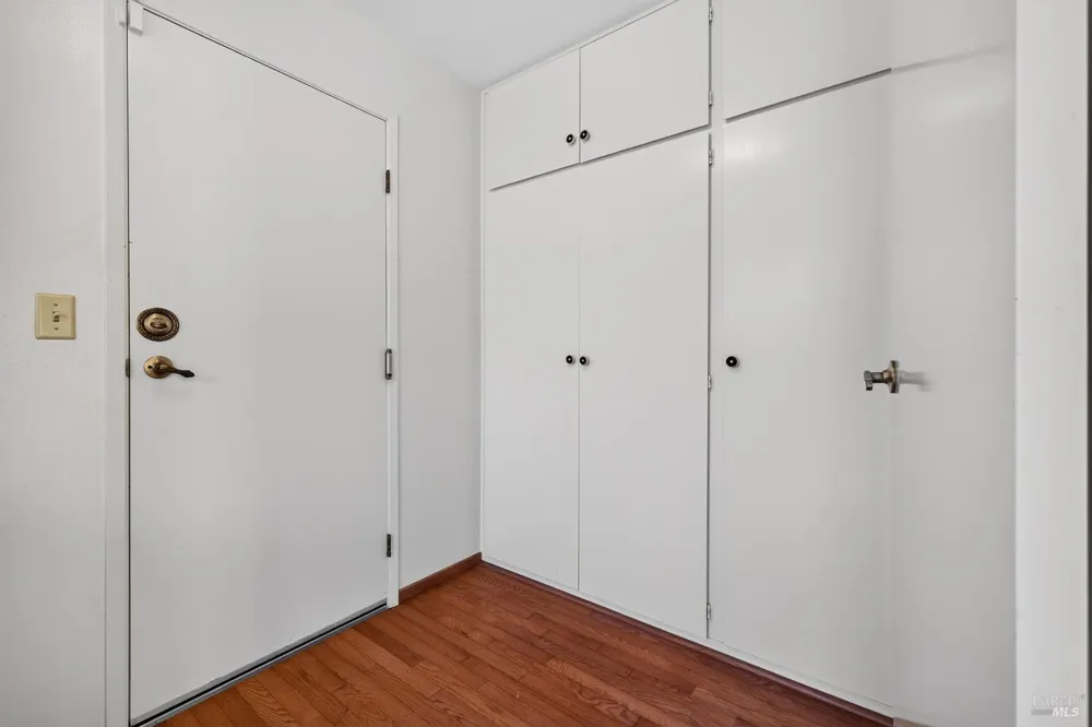 8940 Oakmont Drive Santa Rosa, CA 95409