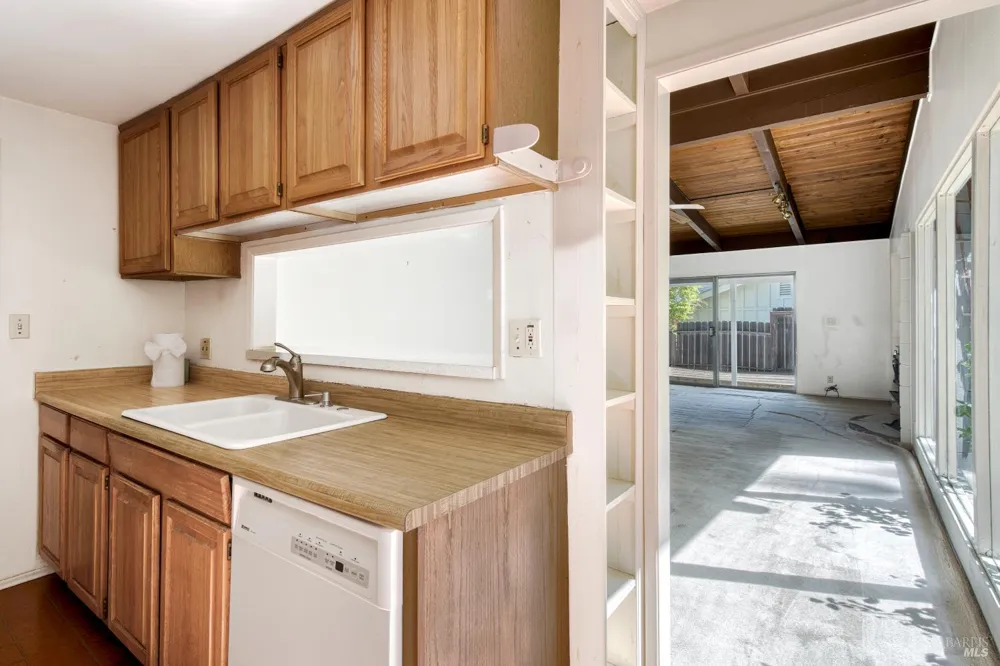 467 Alameda De La Loma Novato, CA 94949