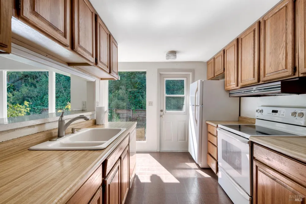 467 Alameda De La Loma Novato, CA 94949