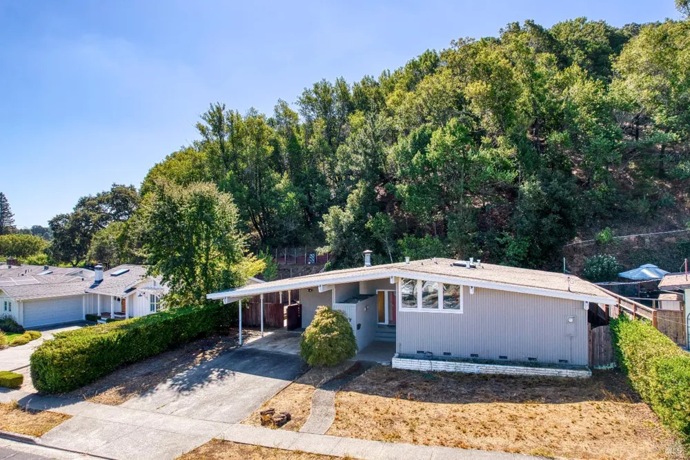 467 Alameda De La Loma Novato, CA 94949