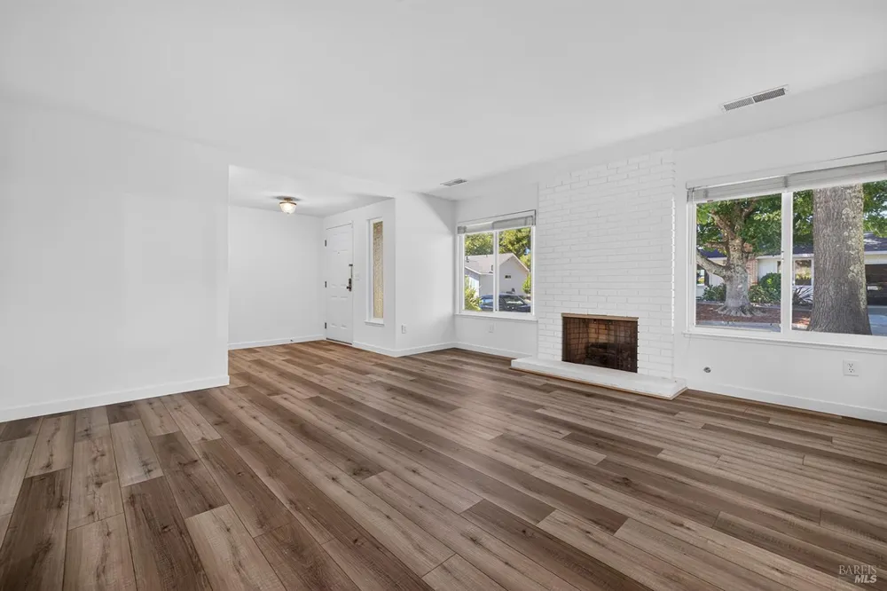 170 Mountain Vista Circle Santa Rosa, CA 95409