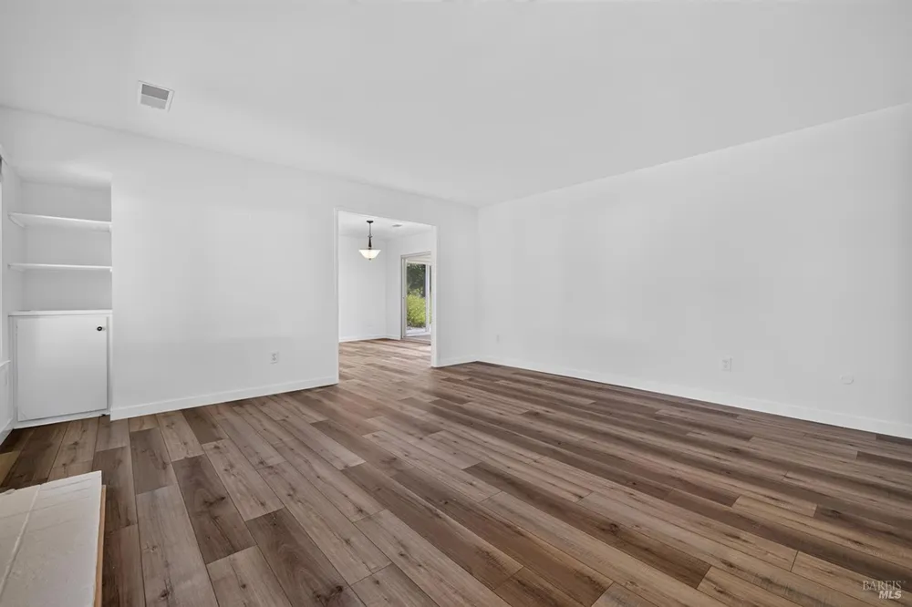 170 Mountain Vista Circle Santa Rosa, CA 95409