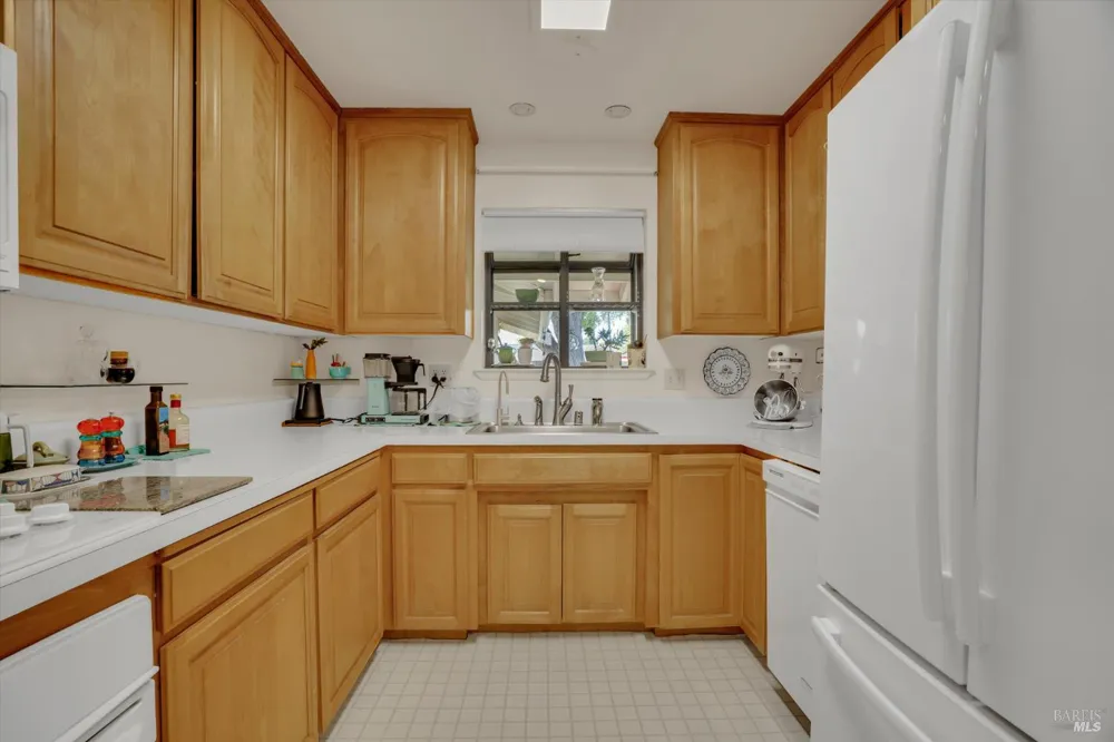 298 Markham Avenue Vacaville, CA 95688