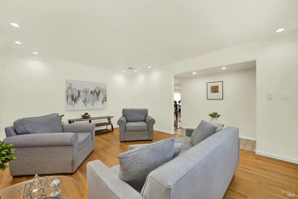 272 Jasmine Street Fairfield, CA 94533