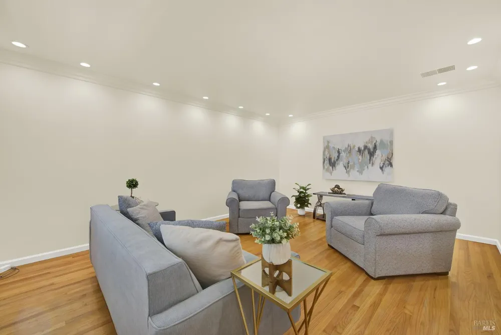 272 Jasmine Street Fairfield, CA 94533