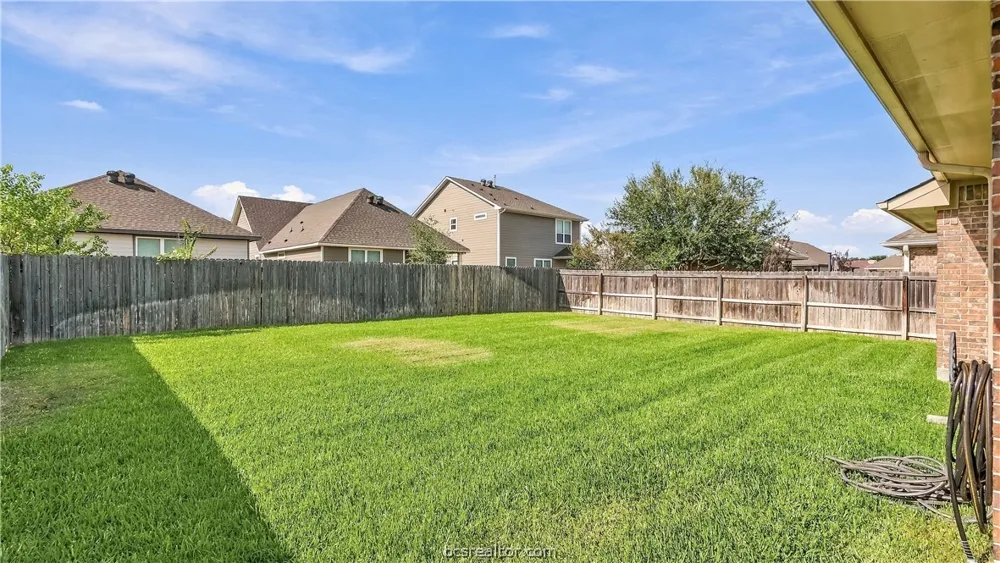 4142 Shallow Creek Loop College Station, TX 77845