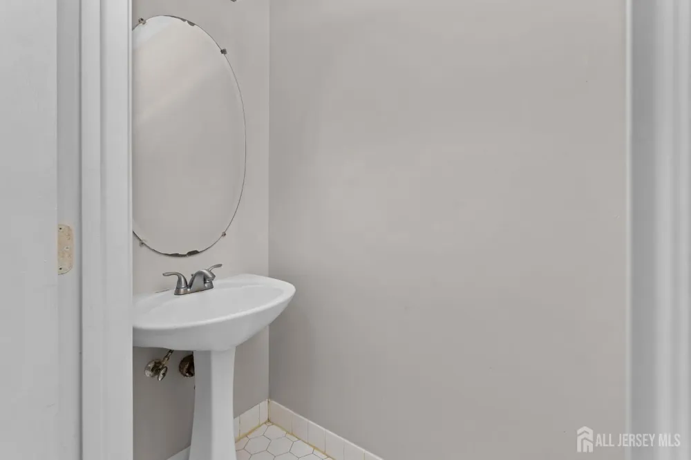 301 Pheasant Run South Brunswick, NJ 08852