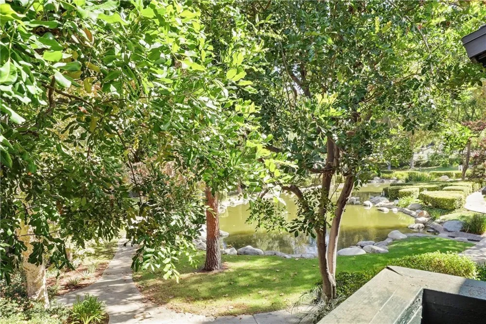 20702 El Toro Rd #212 Lake Forest, CA 92630