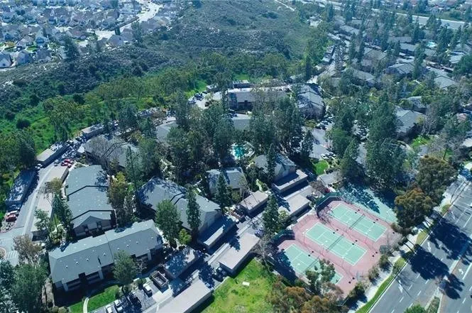 20702 El Toro Rd #212 Lake Forest, CA 92630