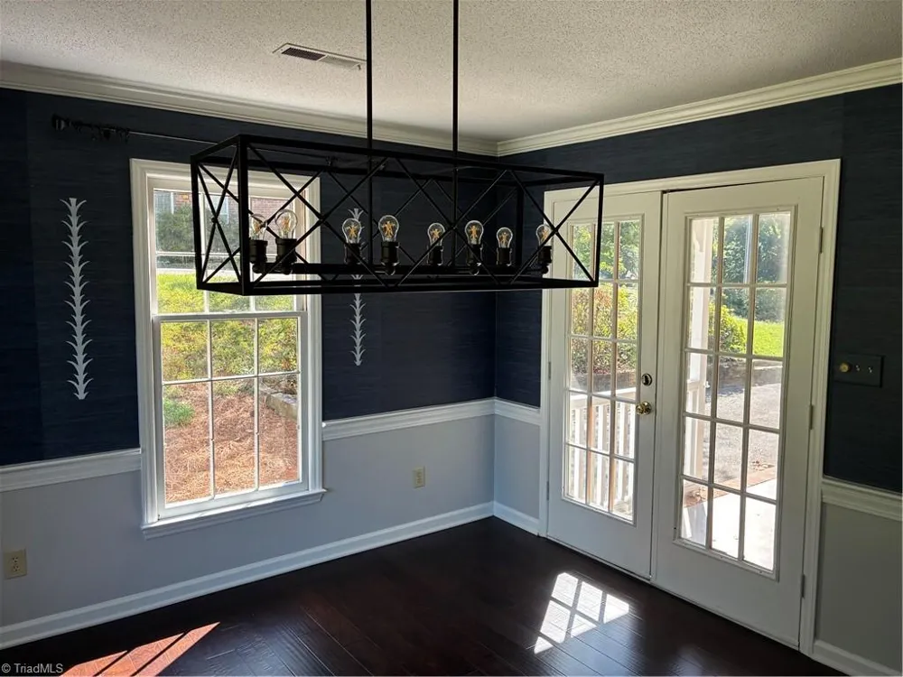 930 Foxhall Drive Winston-Salem, NC 27106