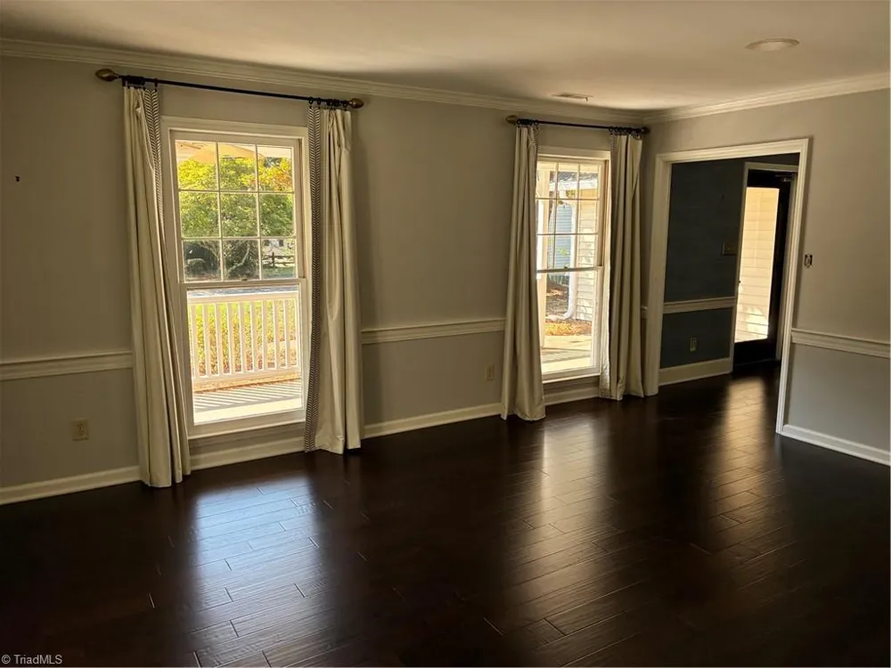 930 Foxhall Drive Winston-Salem, NC 27106