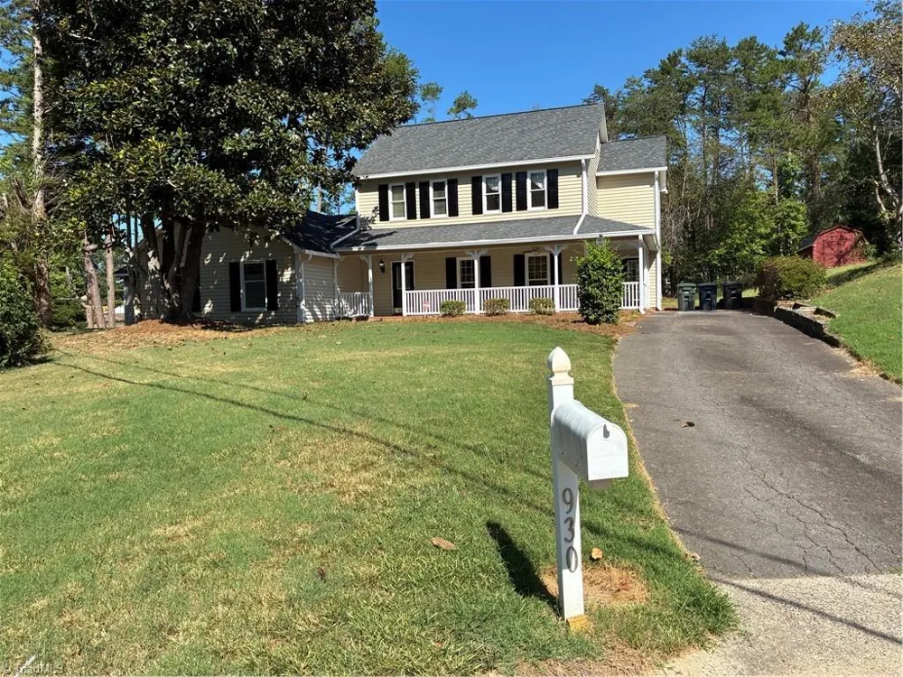 930 Foxhall Drive Winston-Salem, NC 27106