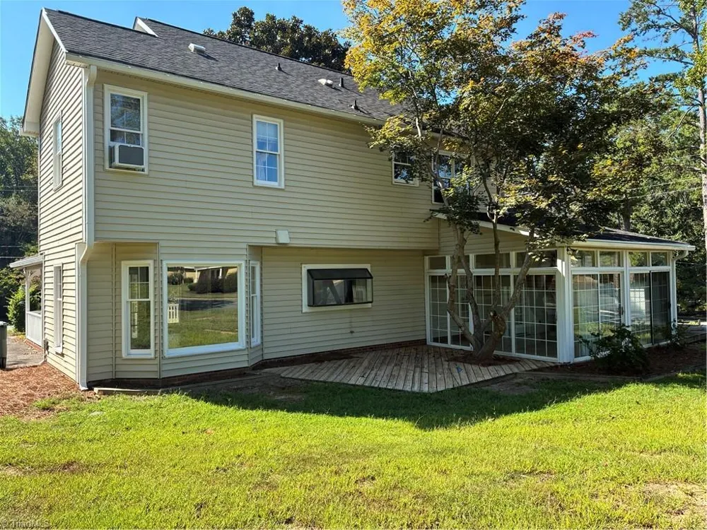 930 Foxhall Drive Winston-Salem, NC 27106