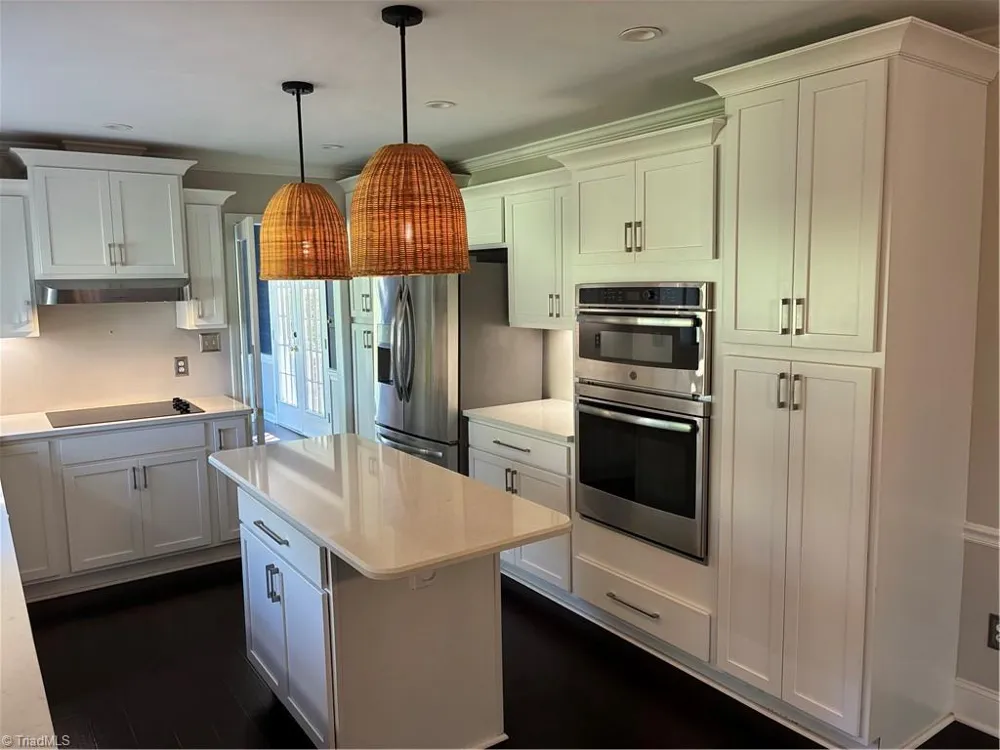 930 Foxhall Drive Winston-Salem, NC 27106