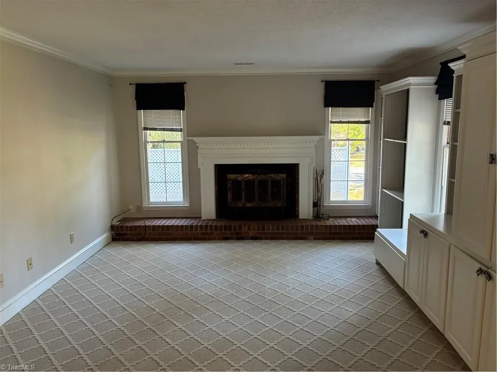 930 Foxhall Drive Winston-Salem, NC 27106