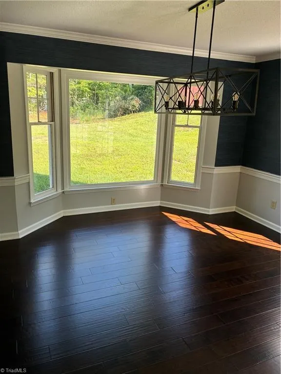 930 Foxhall Drive Winston-Salem, NC 27106