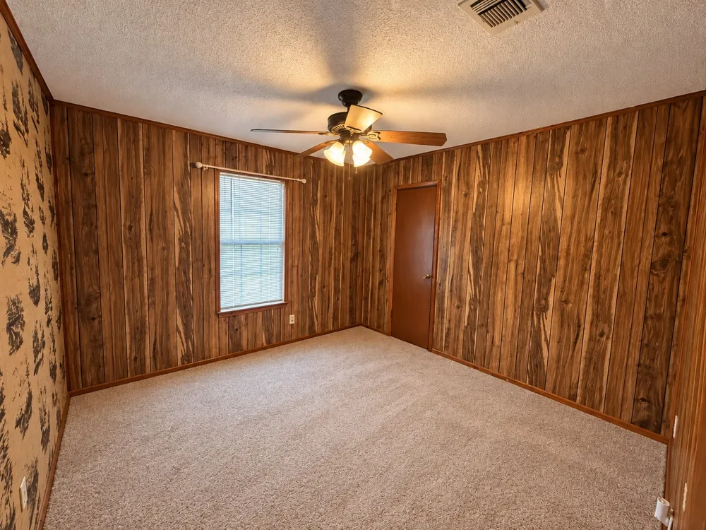 225 Elizabeth Lane Blossom, TX 75416