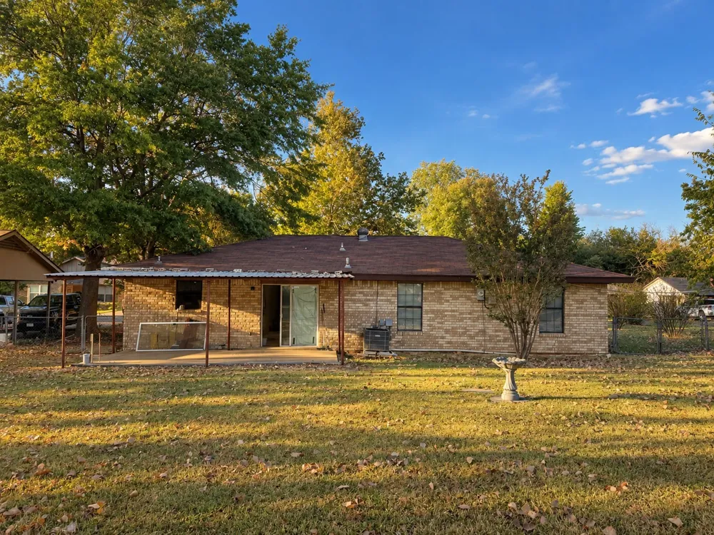 225 Elizabeth Lane Blossom, TX 75416