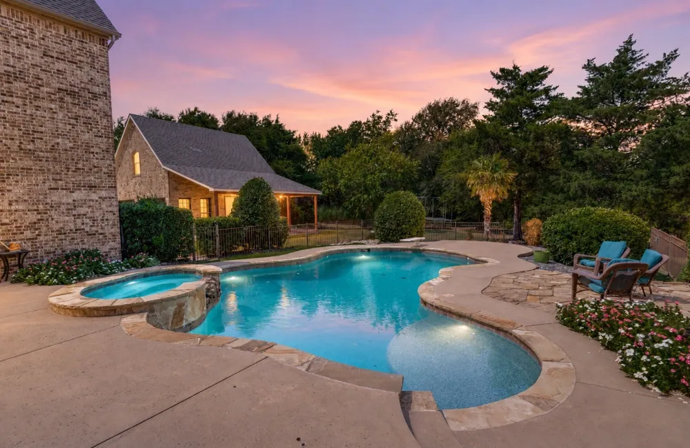 2 Dancing Waters McLendon Chisholm, TX 75032